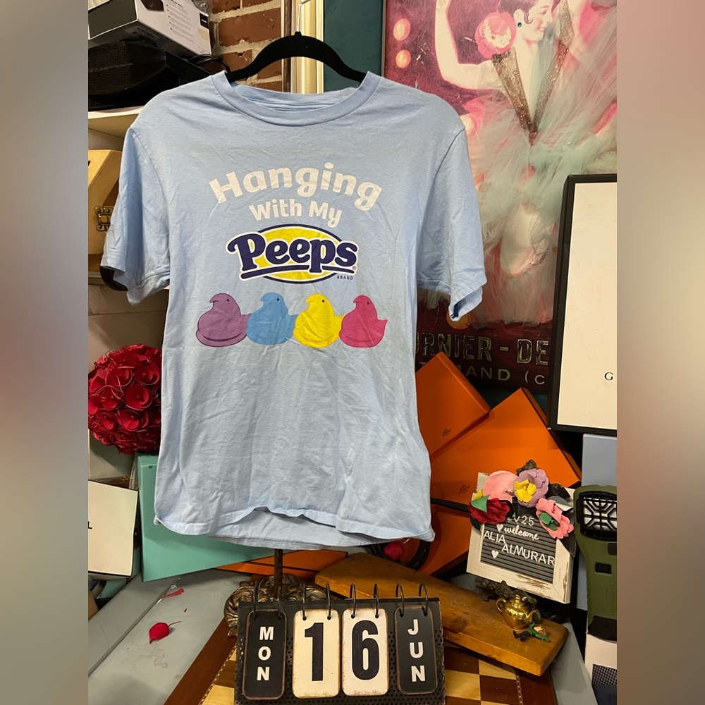 Hanging with the peeps